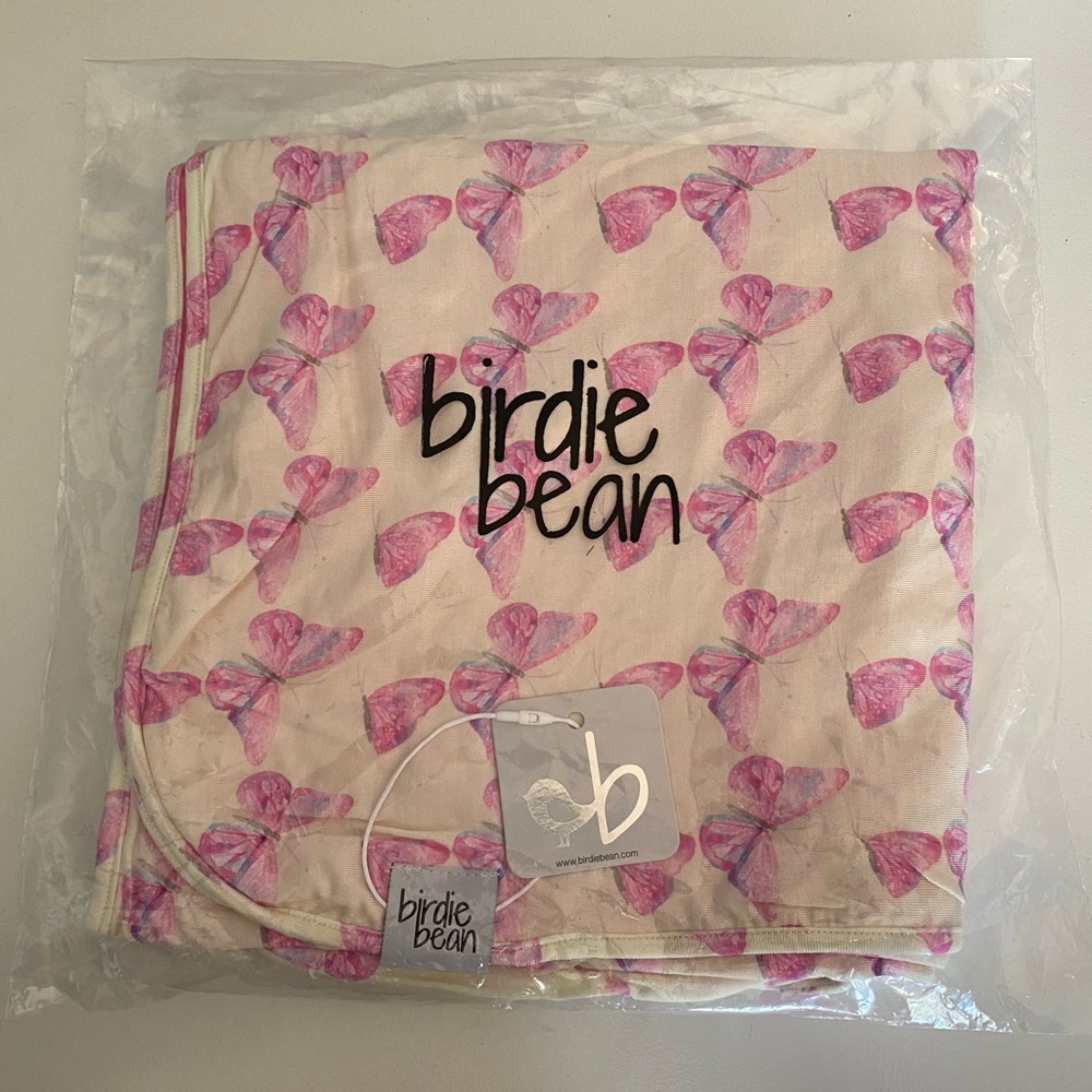 Birdie Bean Ava blanket